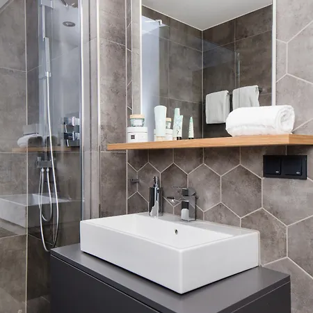 Smartments West 4* برلين