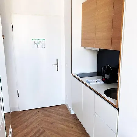 Апарт-отель Smartments Business West 3*