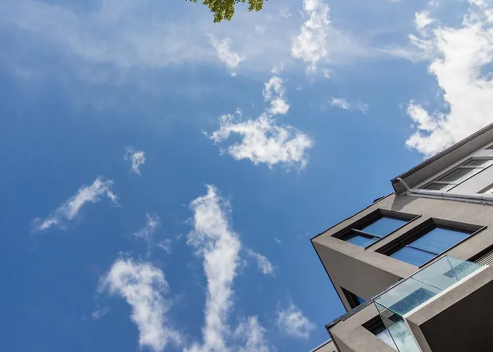 Hotel apartamentowy Smartments West