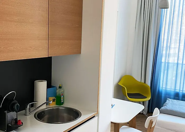 Smartments West Apartahotel 4*