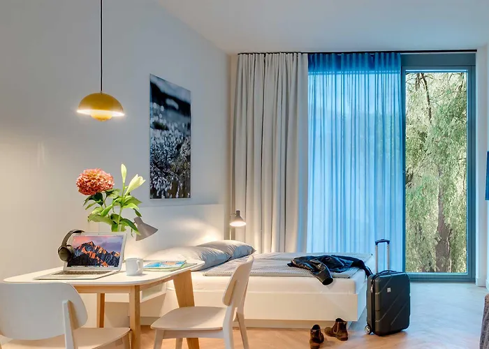 Smartments West Hotel apartamentowy 4*