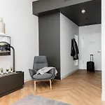 Smartments West 4*
